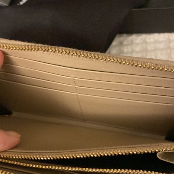 Saint Laurent Wallet - Picture 9 of 17